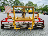Cultivator Rumptstad Cultivator met kooirol en hydraulische hefinrichting