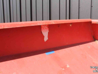 Kunstmeststrooier Lely L1250/L1500 kunstmeststrooier met enkele strooischijf