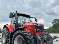 Tractor / Trekker Massey Ferguson MF 6715S Dyna-VT Efficient