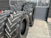 Wielen, Banden, Velgen & Afstandsringen Michelin 650/65R38 & 540/65R28