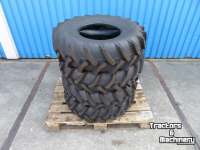 Wielen, Banden, Velgen & Afstandsringen  4x 10.0/75R15.3 Banden met binnenband