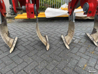 Woeler / Diepwoeler / Voorzetwoeler Unia Plow B4 voorzetwoeler/digger