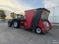 Tractor / Trekker Ford incl voermengwagen Trioliet 1200 2017