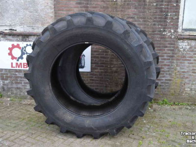 Wielen, Banden, Velgen & Afstandsringen Firestone 580/70r42 demontage