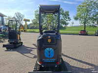 Mini-graver / Mini-graafmachine New Holland E15X