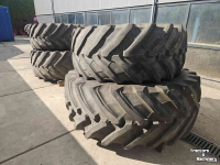 Wielen, Banden, Velgen & Afstandsringen Trelleborg 750/70R44 en 650/60R38