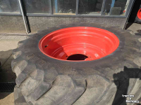 Wielen, Banden, Velgen & Afstandsringen Trelleborg 750/70R44 en 650/60R38