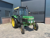 Tractor / Trekker John Deere 1130 met voorlader en 1040 - beide 2wd en kenteken fendt ford international
