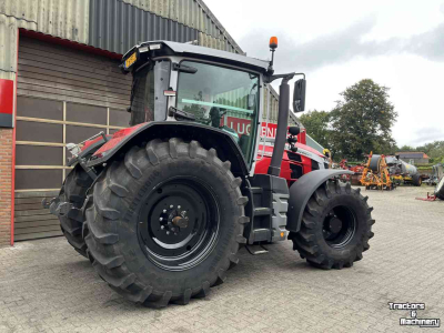 Tractor / Trekker Massey Ferguson 8S.225 Dyna-VT Exclusive Tractoren