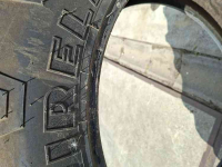 Wielen, Banden, Velgen & Afstandsringen Pirelli 420/70R28