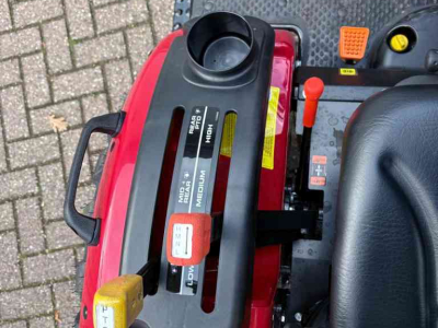 Compact tractor Captain 263 H