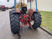 Compact tractor International 633 4wd
