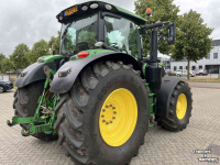 Tractor / Trekker John Deere 6215R