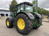 Tractor / Trekker John Deere 6215R