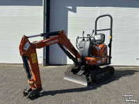 Mini-graver / Mini-graafmachine Hitachi 10U-6