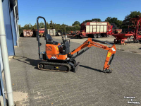 Mini-graver / Mini-graafmachine Hitachi 10U-6