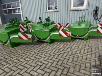 Frontgewichten Agribumper 600 kg frontgewicht met opbergvak
