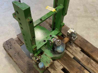 Overige traktoren en toebehoren John Deere Trekhaak slede/frame met K80 John Deere 6175R - 6250R 39 cm