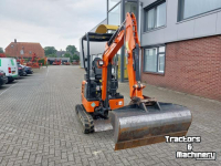Bandenkraan / Graafmachine op wielen Hitachi 19U