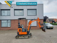 Bandenkraan / Graafmachine op wielen Hitachi 19U