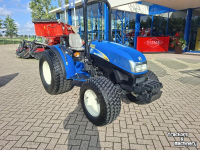 Smalspoor tractor New Holland T3030