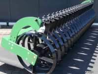 Overige grondbewerkingsmachines en toebehoren Hofstede V ring dakring  dak ring verkruimel schijveneg rol roller wals verkruimelrol