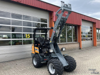 Shovel / Wiellader / Kniklader Giant G2300 HD