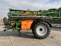 Getrokken Veldspuit Amazone UX 5200