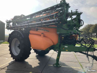 Getrokken Veldspuit Amazone UX 5200