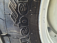 Wielen, Banden, Velgen & Afstandsringen Kleber 300/70R20