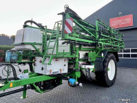 Getrokken Veldspuit CHD Getrokken veldspuit type: F5242