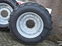 Wielen, Banden, Velgen & Afstandsringen Mitas 440/65r28