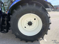 Tractor / Trekker New Holland T6.145 Auto Command Stage V Tractor