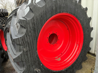 Wielen, Banden, Velgen & Afstandsringen  Trelleborg VF710/60R42 op velg 10 gats