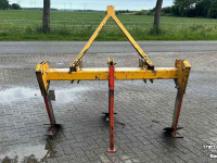 Woeler / Diepwoeler / Voorzetwoeler  3 poot ondergronder  woeler