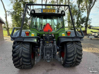 Tractor / Trekker Fendt 211 Vario met bosbouwbescherming / forestry protection