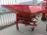 Kunstmeststrooier Lely L 700 liter kunstmeststrooier zoutstrooier zandstrooier enkele strooischijf