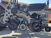 Plantmachine Horizon PPX 8R-75 Precision Planter with FurrowForce