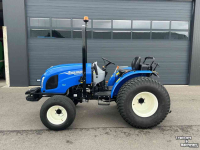 Compact tractor New Holland Boomer 55