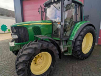 Tractor / Trekker John Deere 6220 Premium
