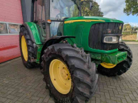 Tractor / Trekker John Deere 6220 Premium