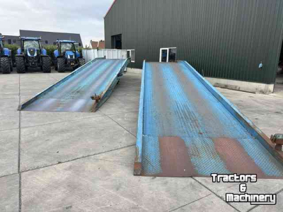 Overige transport- en industriemachines en toebehoren  storax oprijbrug laadbrug 10 ton