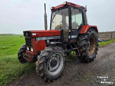 Tractor / Trekker Case-IH 845 XL