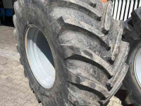 Wielen, Banden, Velgen & Afstandsringen Alliance 800/65R32 Agristar banden op 10 gaats velg