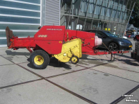 Persen / Balenpers / Pakkenpers New Holland Hayliner 386