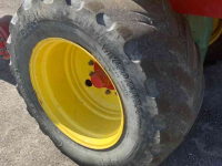 Wielen, Banden, Velgen & Afstandsringen BKT VF 600/60R30