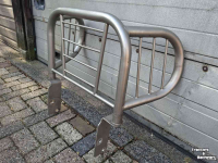Front-bumper  Bumper universeel gegalvaniseerd frontbumper motorkapbescherming beschermkap