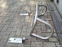Front-bumper  Bumper universeel gegalvaniseerd frontbumper motorkapbescherming beschermkap