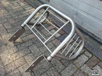 Front-bumper  Bumper universeel gegalvaniseerd frontbumper motorkapbescherming beschermkap