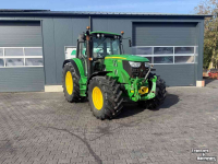 Tractor / Trekker John Deere 6115 M